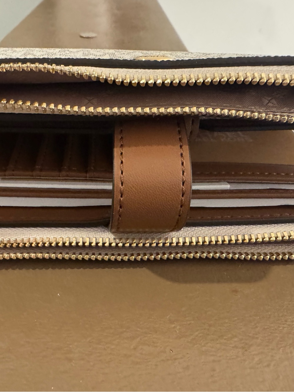 NWT Michael Kors Beige Logo Wristlet with Gold Accents - Picture 8 of 9